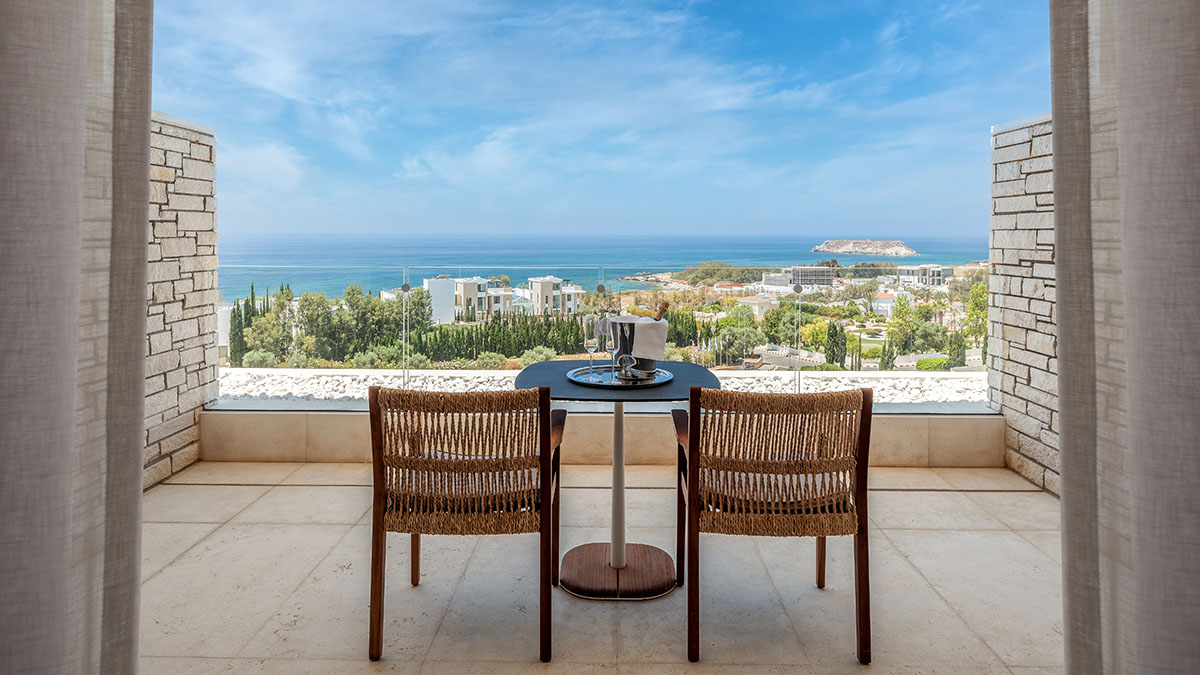 Cap Two Bedroom Suite